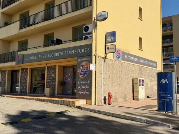 Location / Local Commercial à Ajaccio (20090)