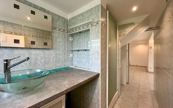 Appartement à louer    2 pièces • 75,77 m2 Tournefeuille