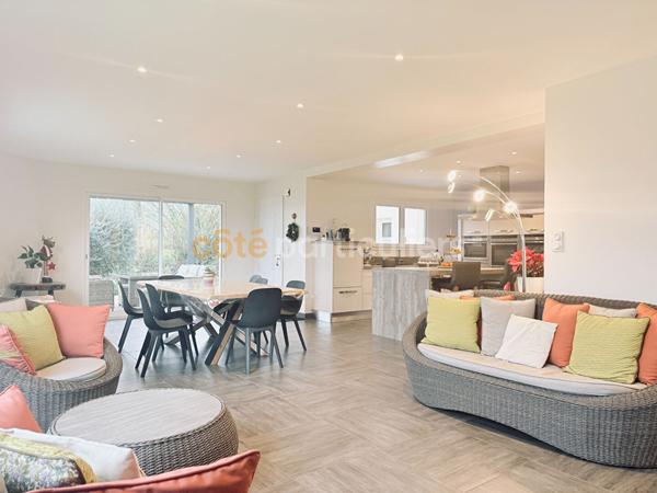 Vente Maison165 m² - 8 Pièces - LA BARRE DE SEMILLY (50810)