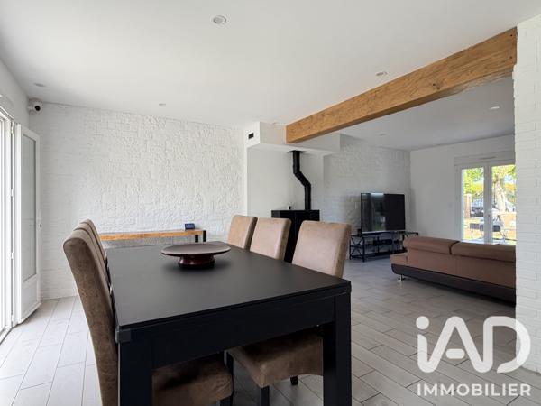 Maison à vendre 6 pièces 110 m² Sainte-Geneviève