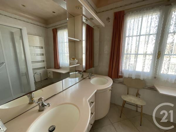 Maison à vendre  15 pièces - 270 m2 SALVIAC - 46