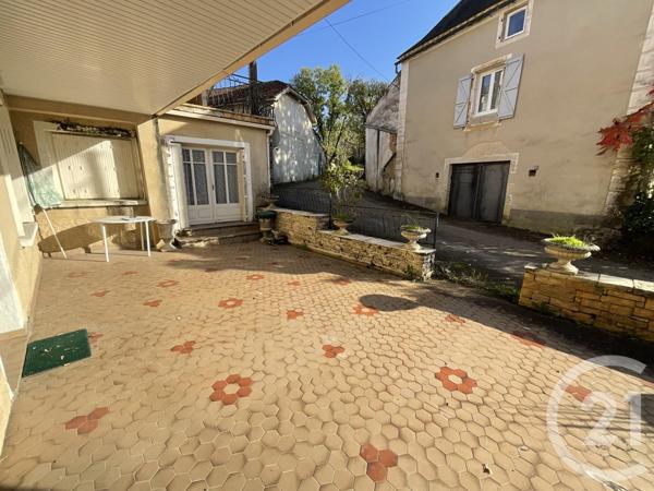 Maison à vendre  15 pièces - 270 m2 SALVIAC - 46