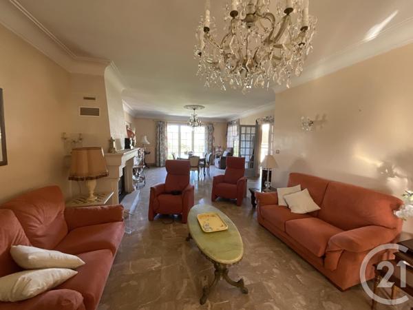 Maison à vendre  15 pièces - 270 m2 SALVIAC - 46