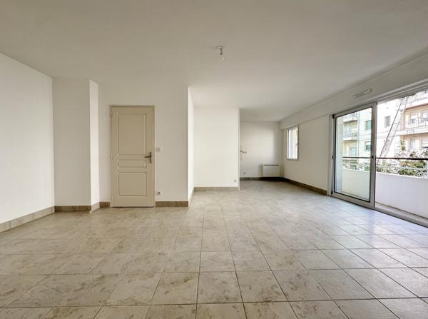 Appartement  2 pièce(s)  1 chambre(s)  57.15 m²