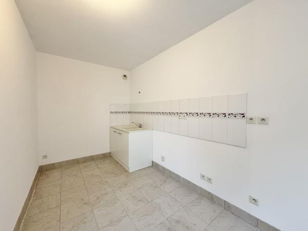 Appartement  2 pièce(s)  1 chambre(s)  57.15 m²