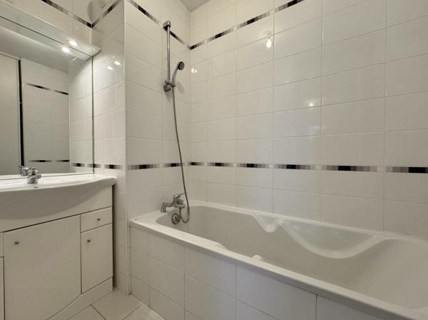 Appartement  2 pièce(s)  1 chambre(s)  57.15 m²