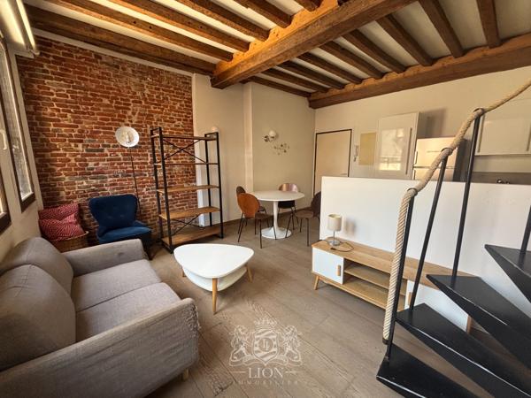 Vieux Lille, Rue de la Monnaie Appartement duplex T2