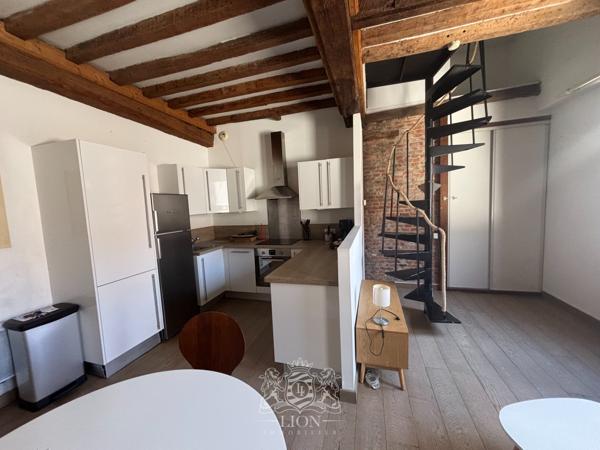 Vieux Lille, Rue de la Monnaie Appartement duplex T2