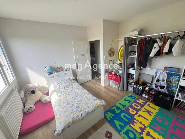 Maison à CHOLET, 49300 - 7 pièces 197m²