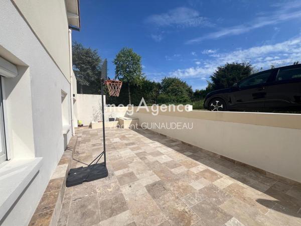 Maison à CHOLET, 49300 - 7 pièces 197m²