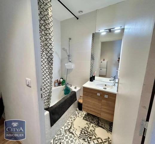 Appartement à louer 2 pièces 42m² Albi (81000)