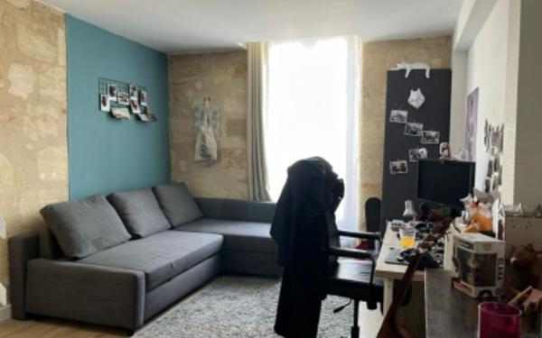 Appartement à vendre    2 pièces • 24,27 m2 Bordeaux