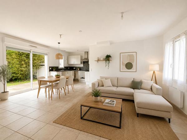 Vente
                Maison76,3 m² - 4 Pièces -
                    ROYAN (17200)