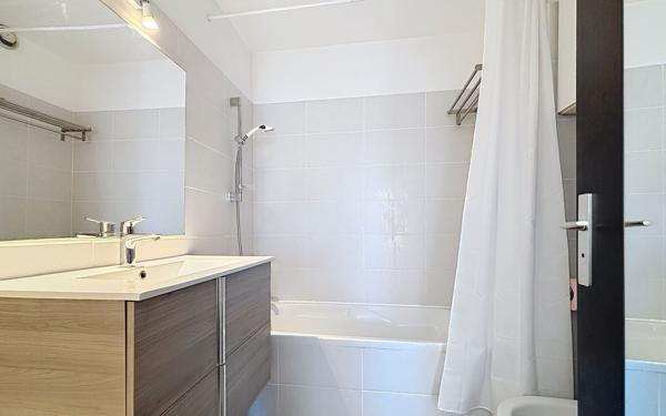 Appartement à vendre    2 pièces • 40,51 m2 Montpellier