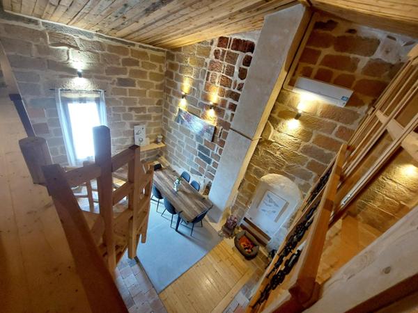 Montagnac - Maison de Caractère - 5 Pièces 140 m²