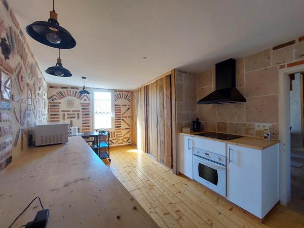 Montagnac - Maison de Caractère - 5 Pièces 140 m²