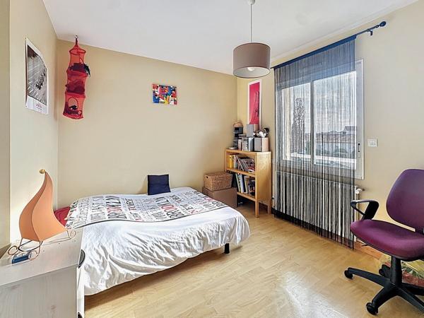 Maison familiale 5 chambres au calme dans son impasse