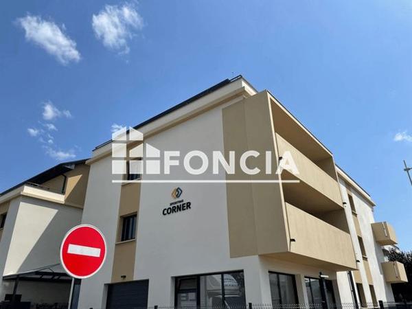 Location Appartement 3 pièces 67.71 m² - 44 AVENUE RENE CASSAGNE Cenon 33150