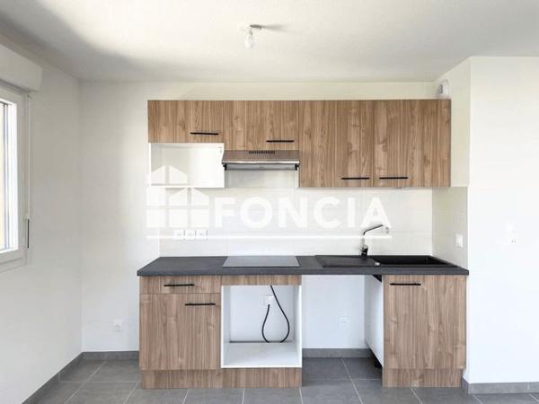 Location Appartement 3 pièces 67.71 m² - 44 AVENUE RENE CASSAGNE Cenon 33150