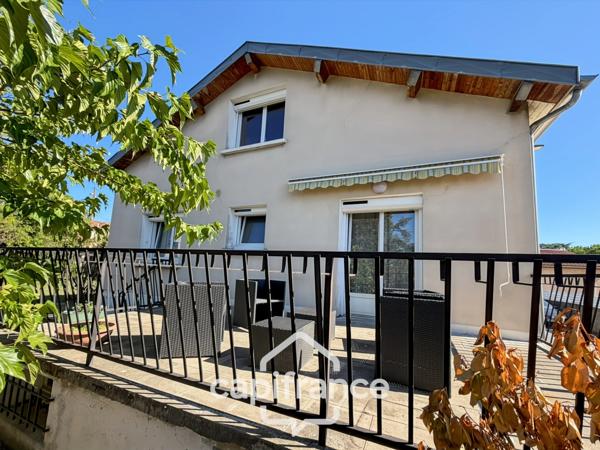 Maison à BOURG DE PEAGE (26) sur terrain de 659 m² proche du centre ville,