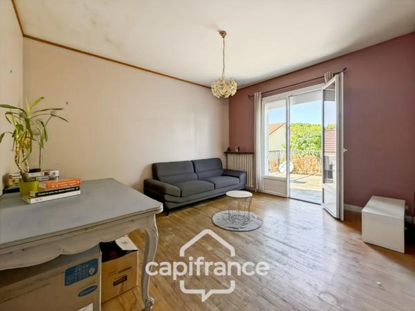 Maison à BOURG DE PEAGE (26) sur terrain de 659 m² proche du centre ville,