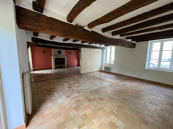 Maison de caractère avec fort potentiel à Lasse (49)