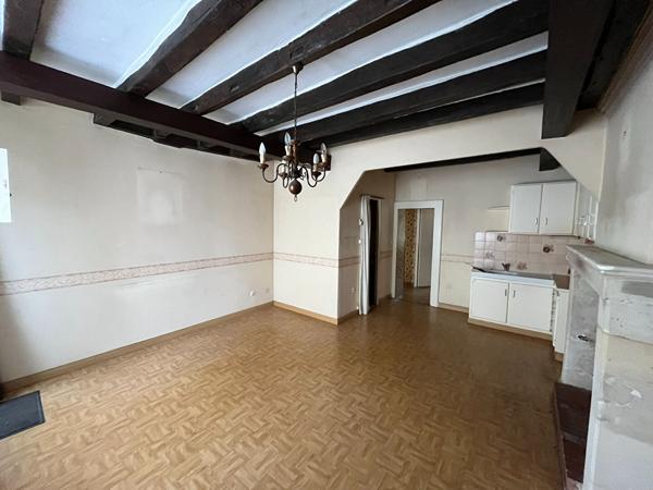 Maison de caractère avec fort potentiel à Lasse (49)