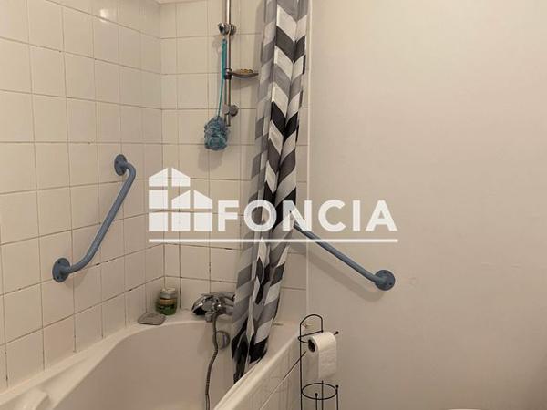 Location Appartement 2 pièces 48 m² - 4 RUE THEODULE RIBOT Saint-brieuc 22000