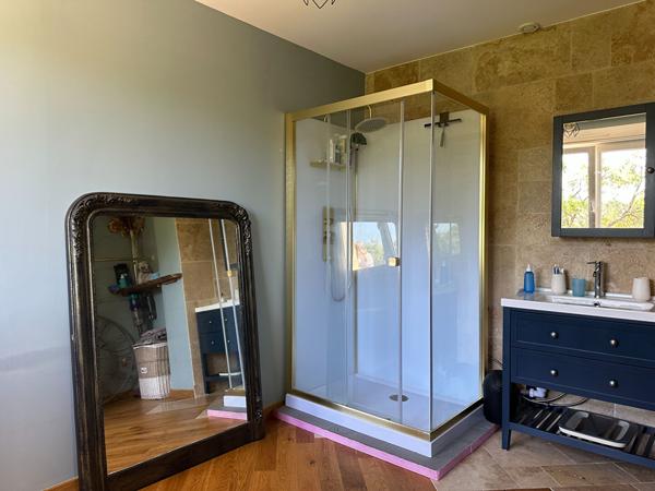 Spacieuse maison de 160m² implantée dans un écrin de verdure de 23000m²