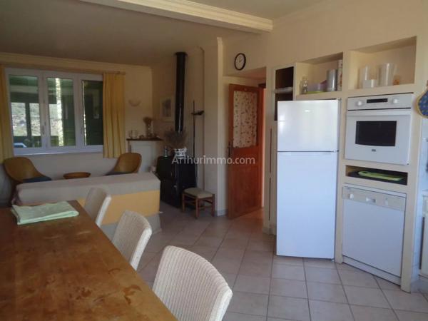 Vente Maison 10 pièces 240 m2 à Allemagne-en-Provence