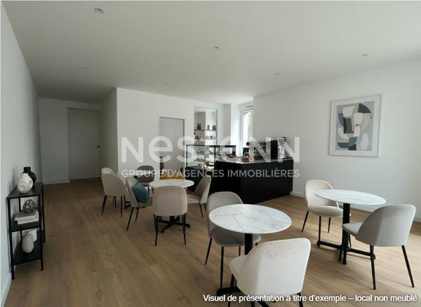 LOCAL COMMERCIAL A LOUER - CENTRE VILLE D'ELVEN - 42 m2