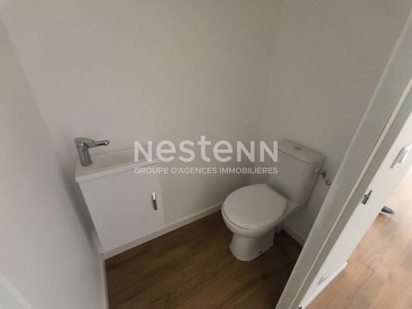 LOCAL COMMERCIAL A LOUER - CENTRE VILLE D'ELVEN - 42 m2