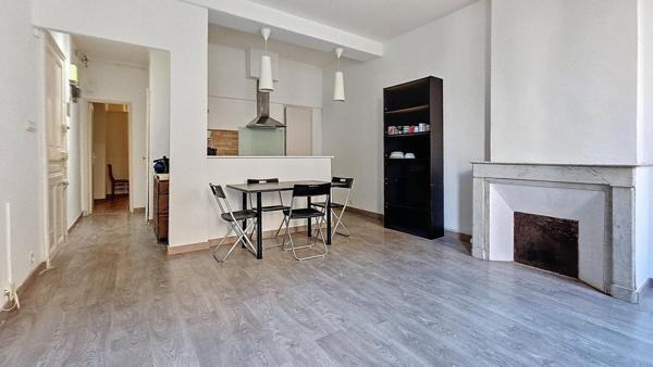 T2 bien agencé proche métro Joliette