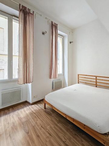 T2 bien agencé proche métro Joliette