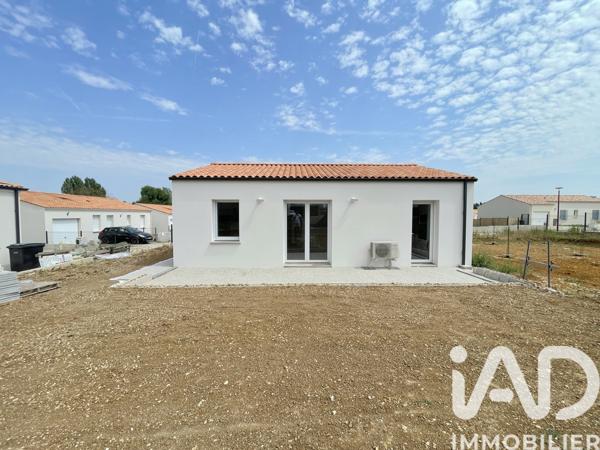 Location maison 3 pièces 61,78 m² Saint-Porchaire