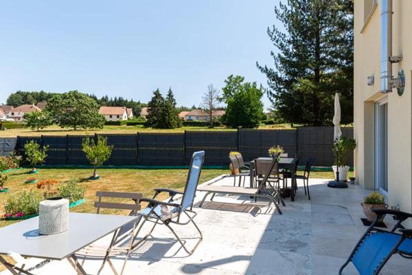 Maison 251 904 € Saint-Yrieix-la-Perche 4 p 108 m² DPE B