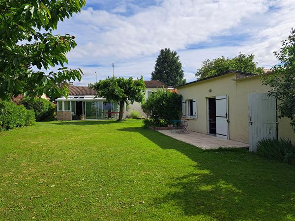 MAISON AVEC STUDIO INDEPENDANT -  QUARTIER EST
