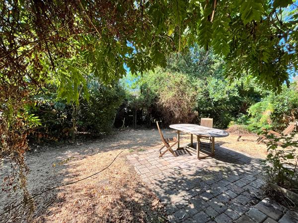 à vendre à Arradon, proche centre et mer Maison 7 pièces, 5 chambres vie de plain pied garage