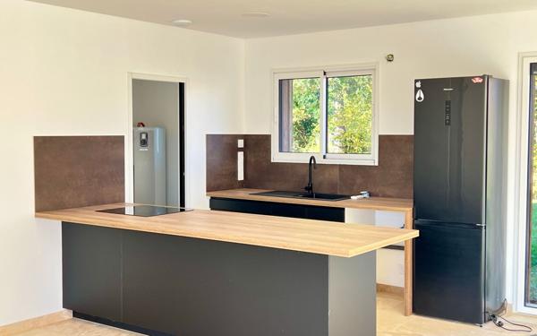 Maison à vendre    4 pièces •  Saint-Vincent-de-Tyrosse