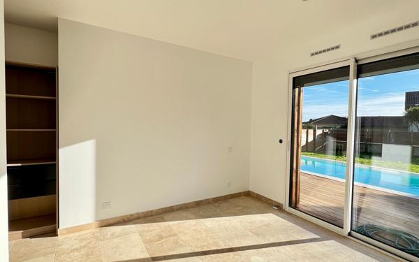 Maison à vendre    4 pièces •  Saint-Vincent-de-Tyrosse