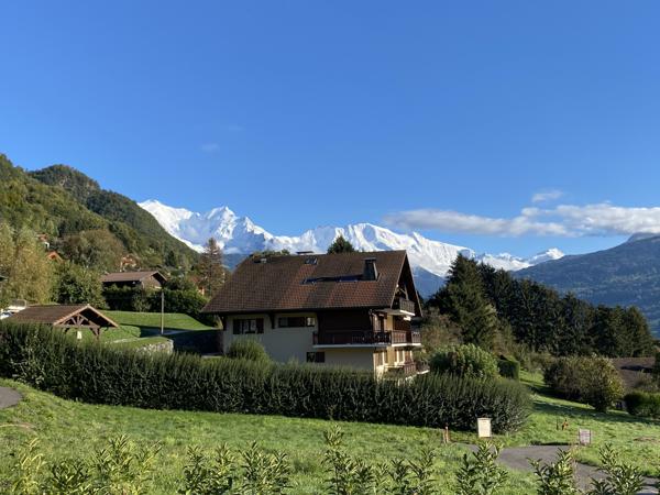 Sallanches (74700) LA CONTAMINE - DUPLEX DE 2 CHAMBRES TRES JOLIMENT RENOVE A NEUF