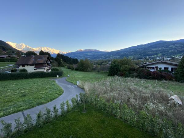 Sallanches (74700) LA CONTAMINE - DUPLEX DE 2 CHAMBRES TRES JOLIMENT RENOVE A NEUF