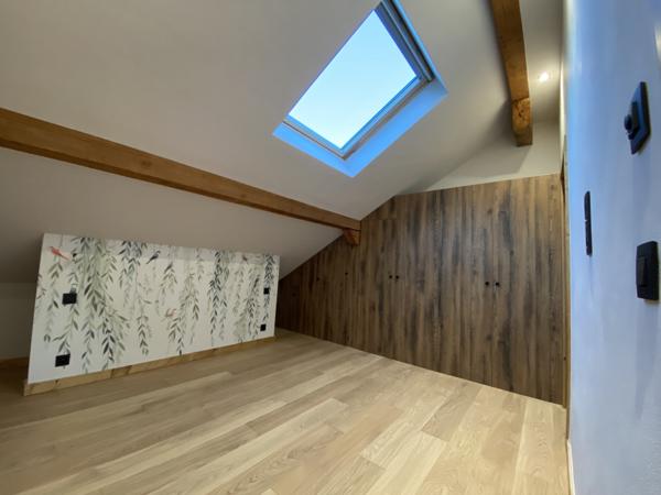 Sallanches (74700) LA CONTAMINE - DUPLEX DE 2 CHAMBRES TRES JOLIMENT RENOVE A NEUF