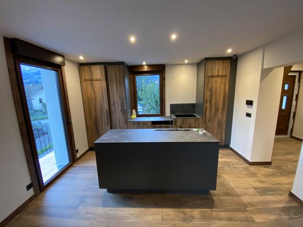 Sallanches (74700) LA CONTAMINE - DUPLEX DE 2 CHAMBRES TRES JOLIMENT RENOVE A NEUF