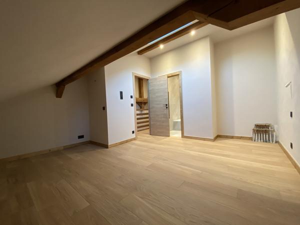 Sallanches (74700) LA CONTAMINE - DUPLEX DE 2 CHAMBRES TRES JOLIMENT RENOVE A NEUF