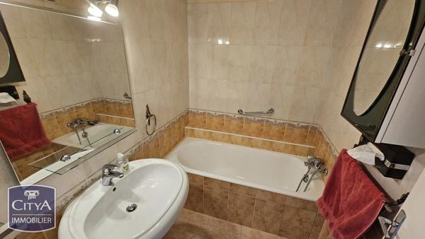 Appartement à vendre 5 pièces 94.59m² La Garde (83130)