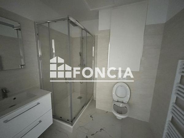 Location Appartement 2 pièces 57.2 m² - 17 PLACE JEANNE HACHETTE Beauvais 60000