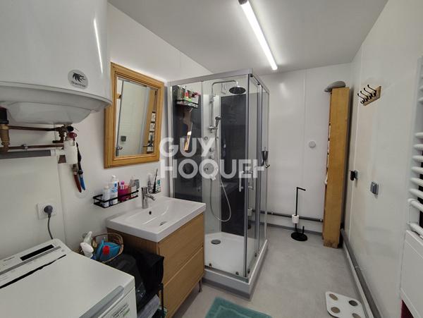 Tènement immobilier en cours de rénovation situé à Champoly