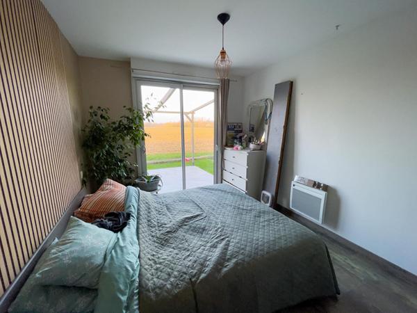 Maison récente plain-pied avec piscine - Salles-sur-Mer,