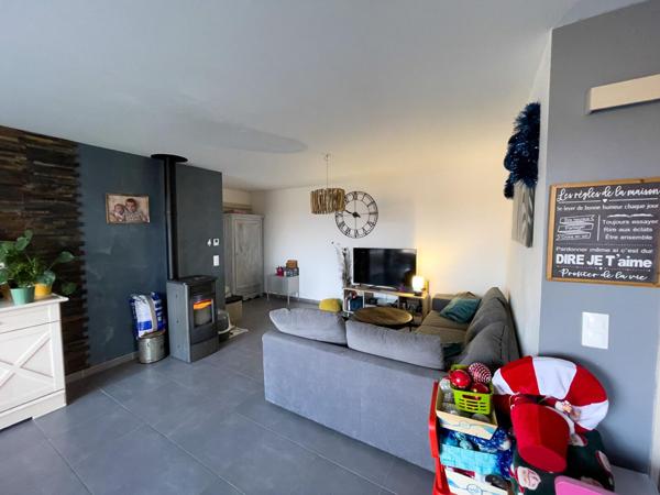 Maison récente plain-pied avec piscine - Salles-sur-Mer,